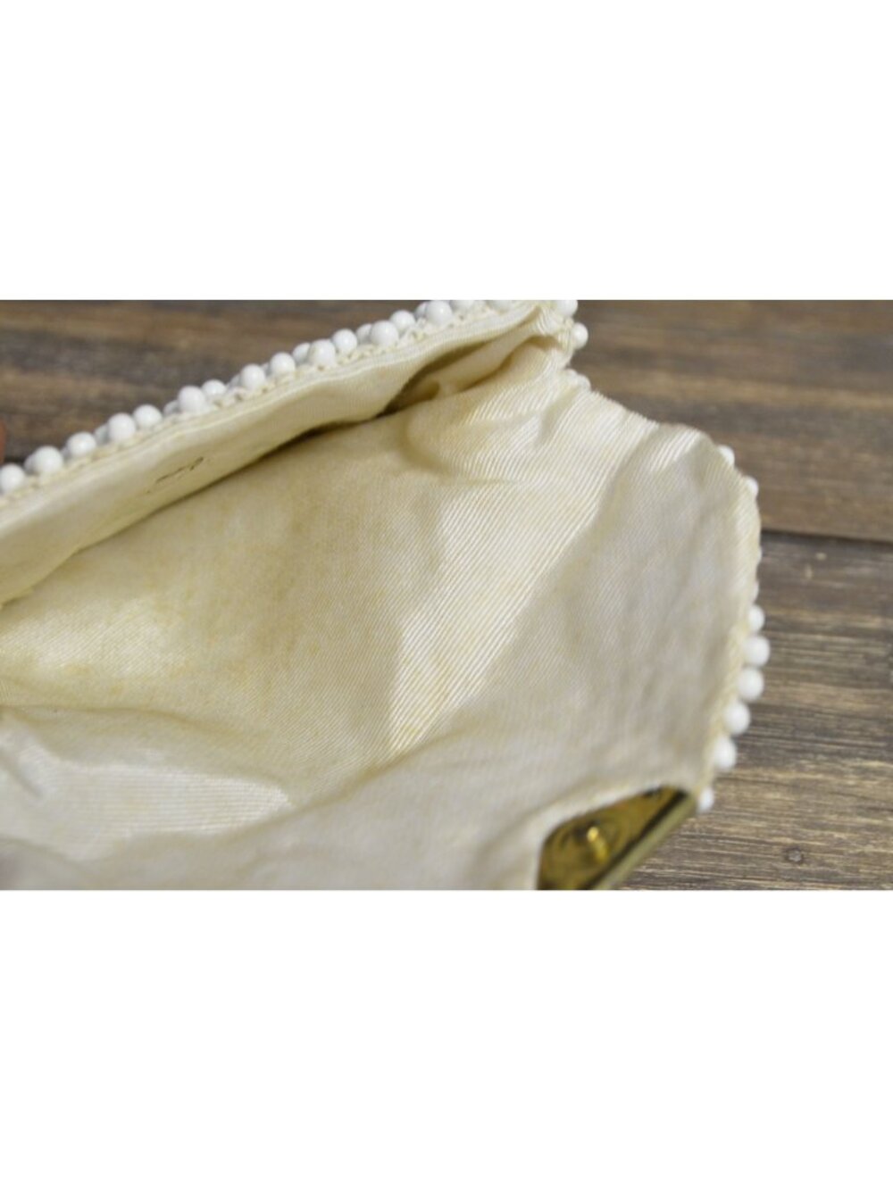 Vintage Coin Purse Snap Closure Cream Beaded Party Holder - Picture 4 of 8